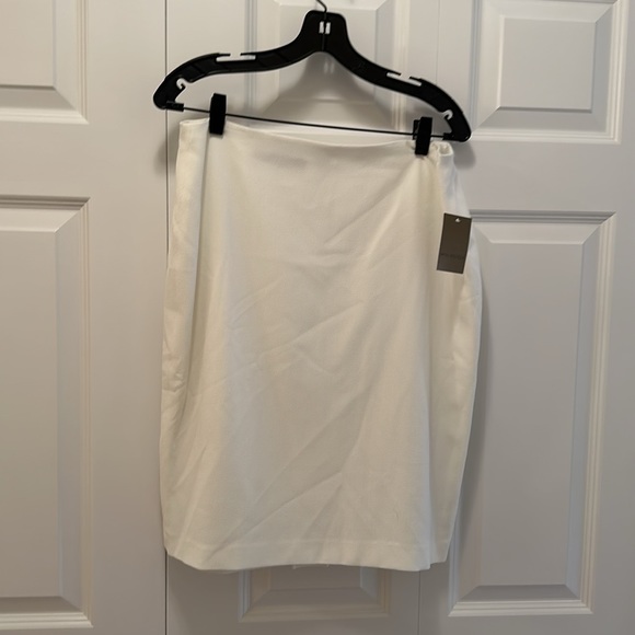 Woman’s Nipon Boutique Vanilla Color Suit - Picture 7 of 11